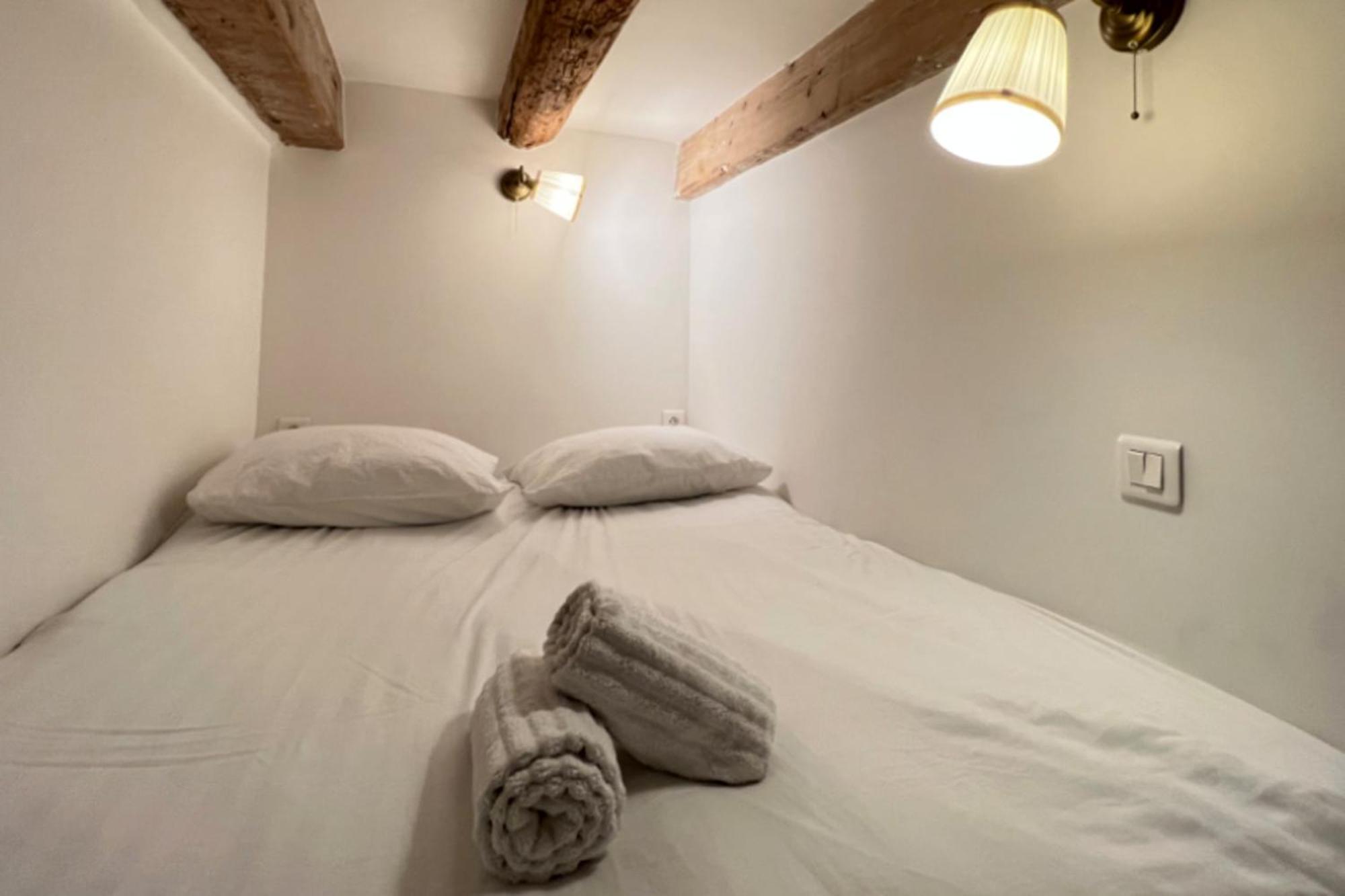 Le Nid Douillet - Vieux Port Apartment Марсилия Екстериор снимка