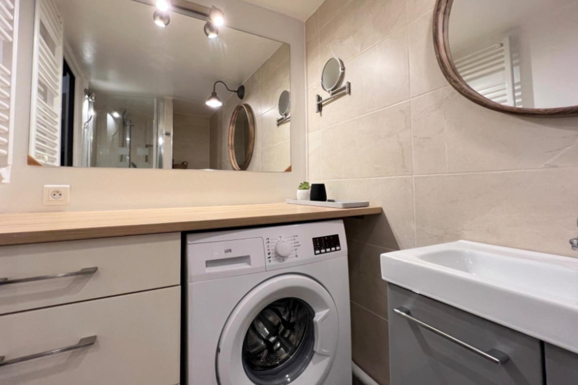 Le Nid Douillet - Vieux Port Apartment Марсилия Екстериор снимка