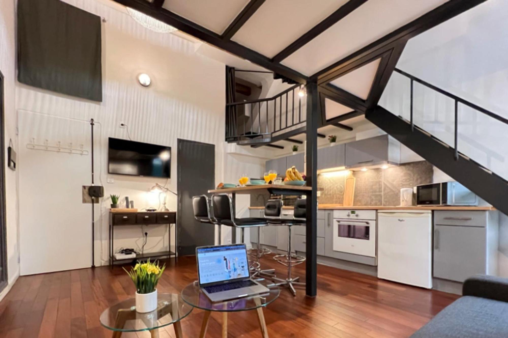 Le Nid Douillet - Vieux Port Apartment Марсилия Екстериор снимка