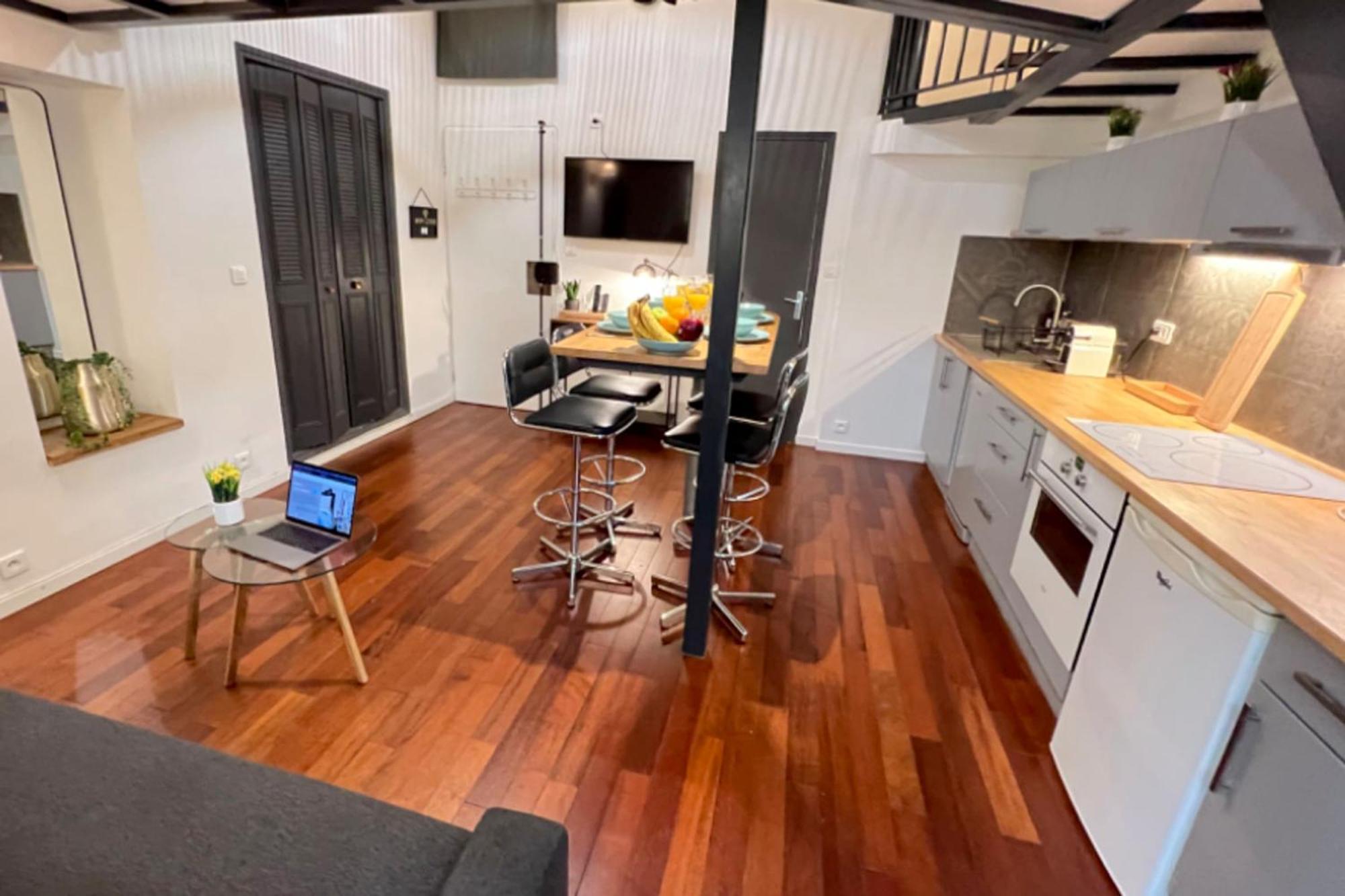 Le Nid Douillet - Vieux Port Apartment Марсилия Екстериор снимка